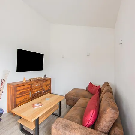 Ferienunterkunft Eifelruhe In Filz * Filz